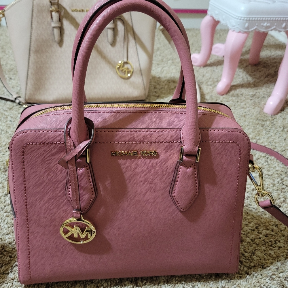 Brand New Micheal kors purplish pink LG dome satchel